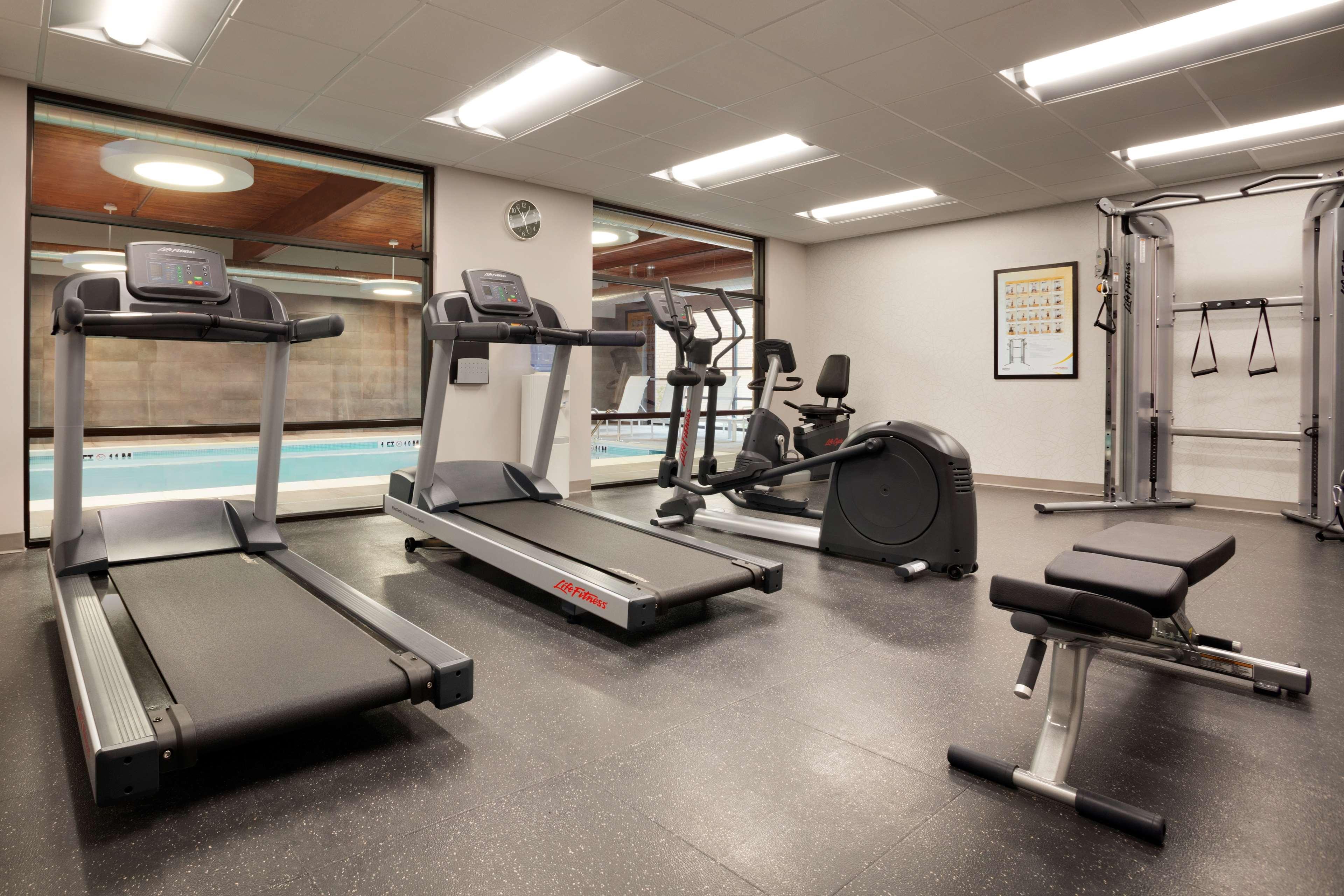 Country Inn & Suites By Radisson Asheville River Arts District Hotel 3*